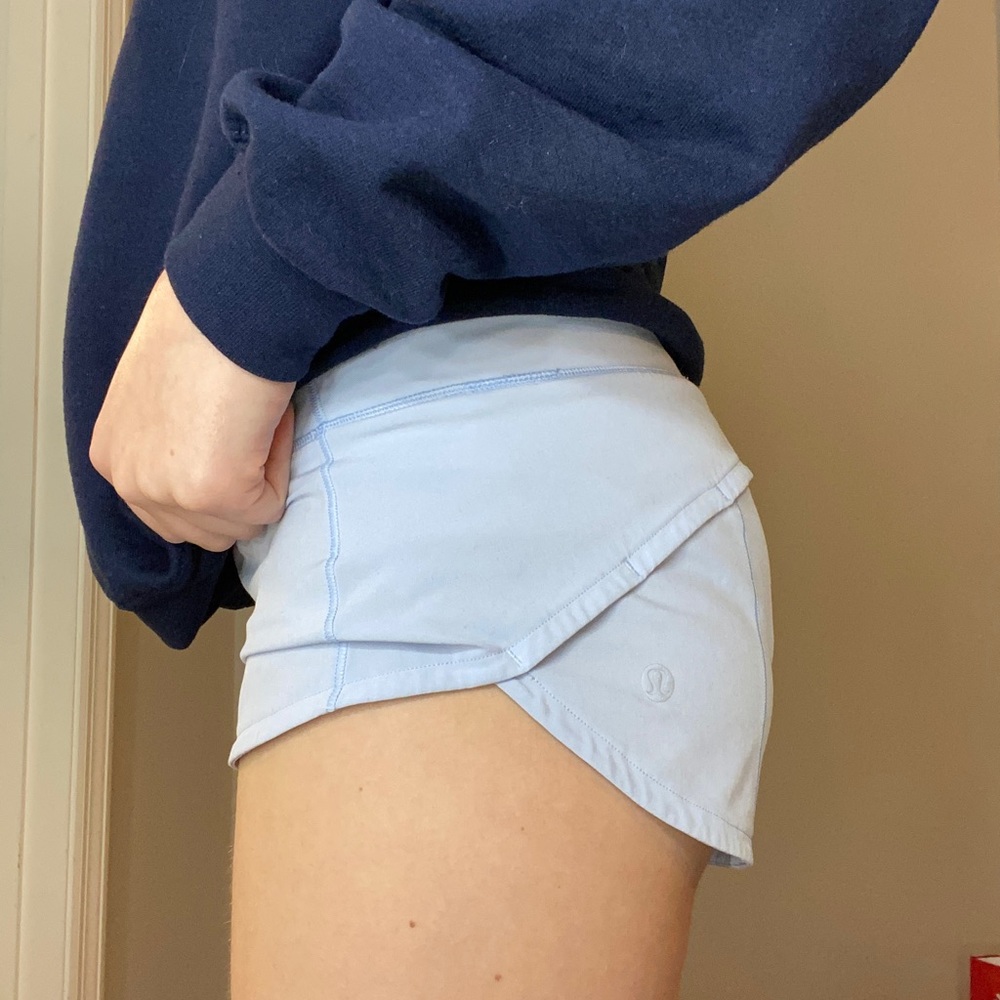 lululemon athletica Light Blue Women Shorts size 2